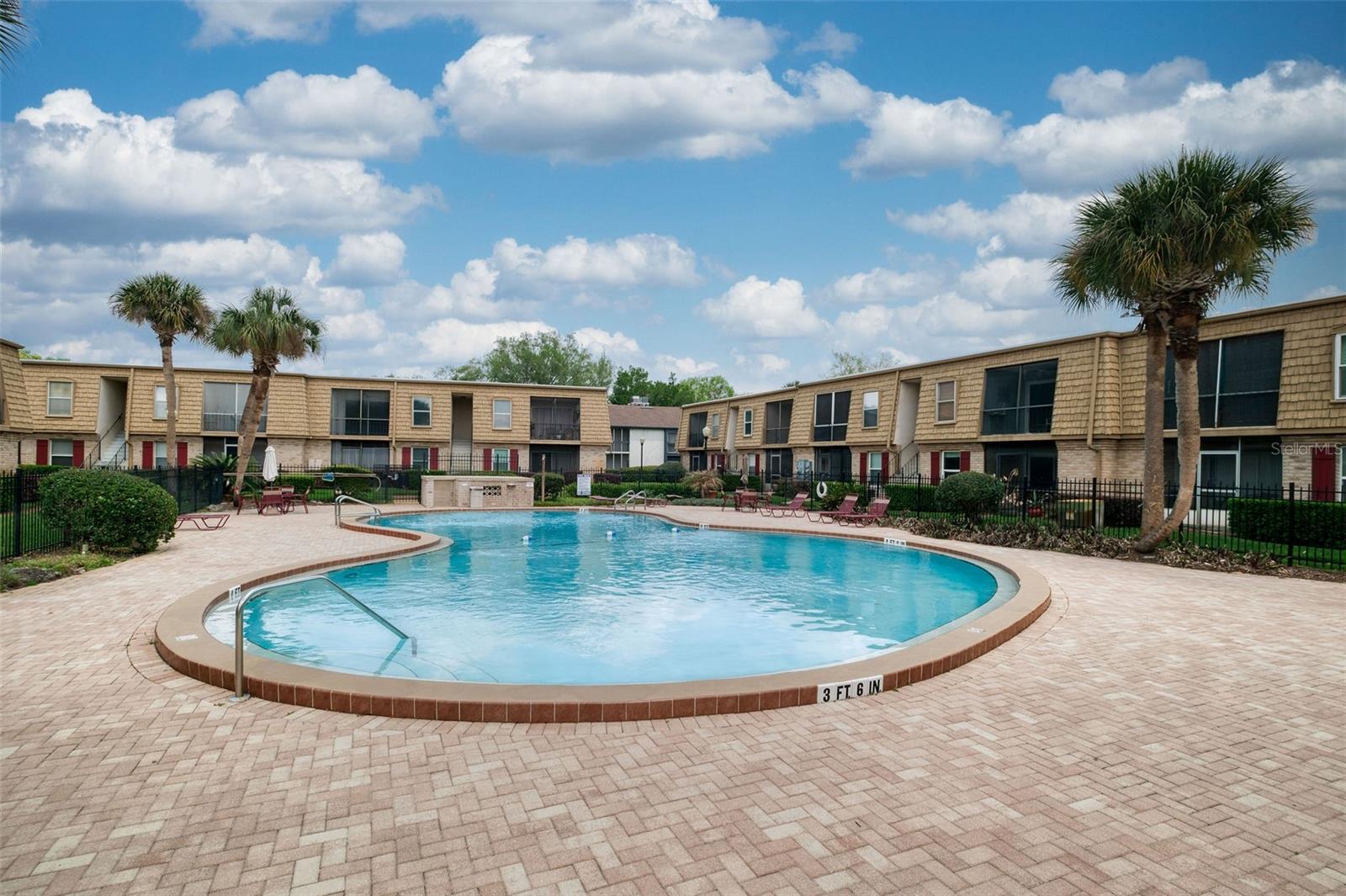 Image 22 of 29 For 200 Saint Andrews Boulevard 2901