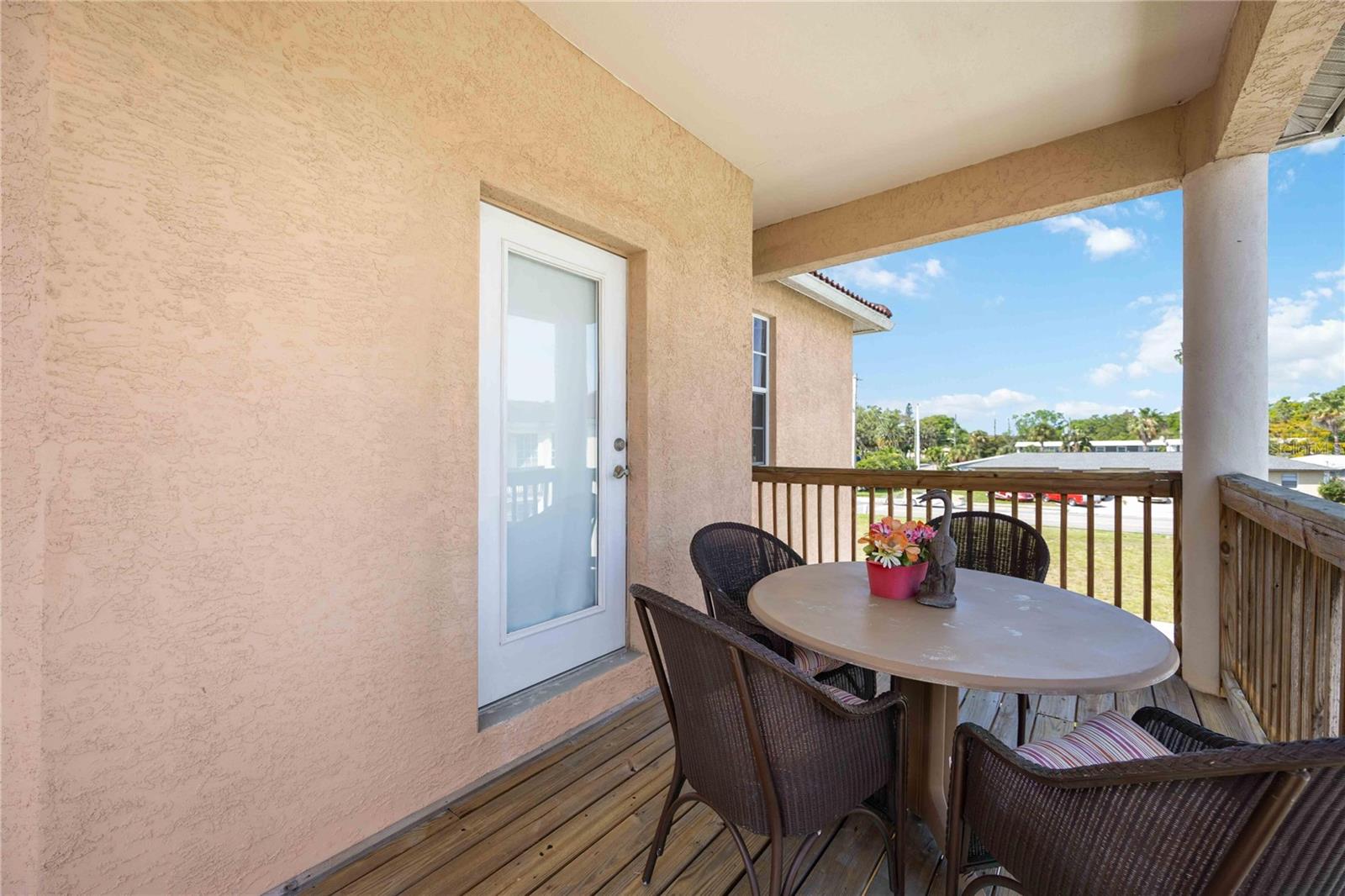 Image 76 of 97 For 1621 Dr Martin Luther King Way