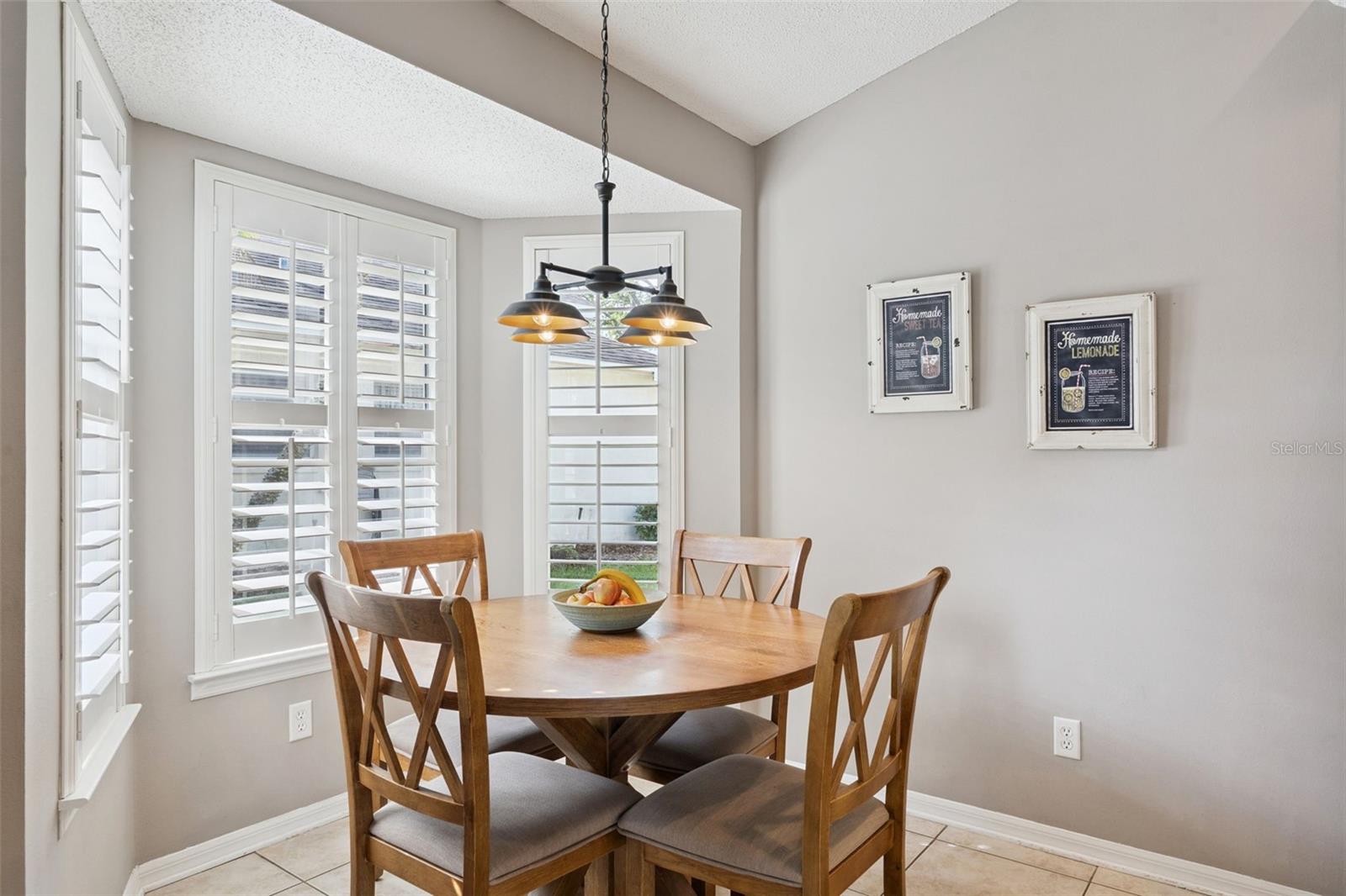 Image 14 of 63 For 271 Wescliff Drive