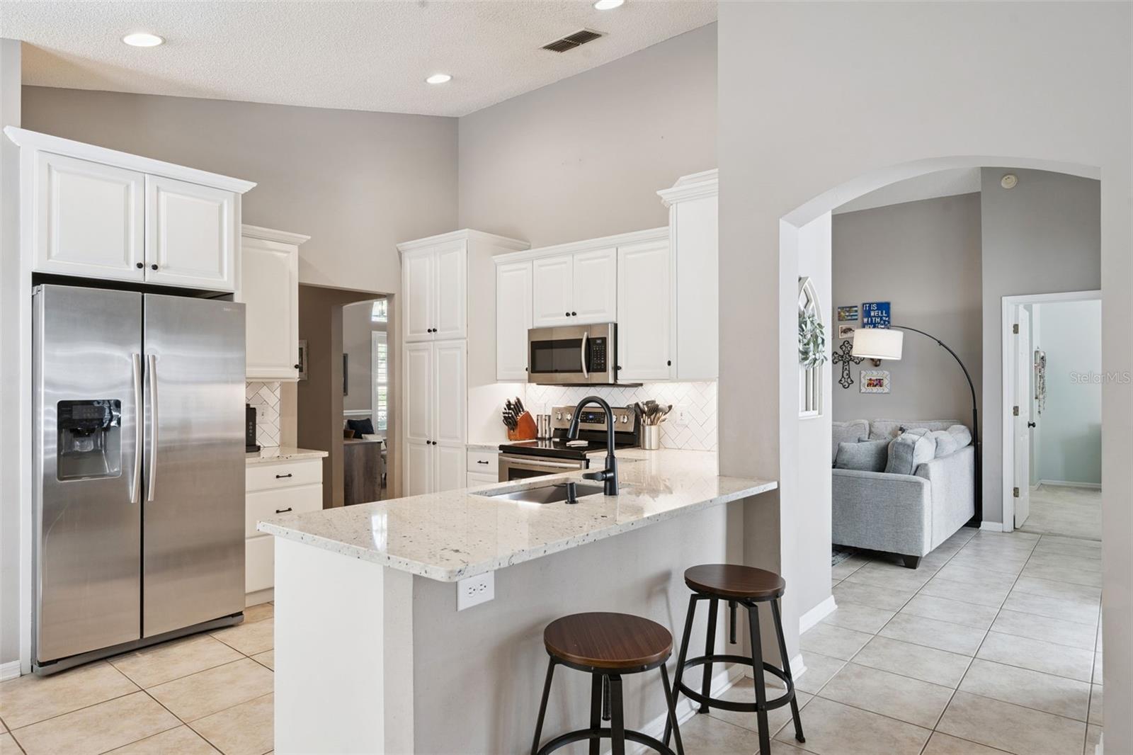 Image 18 of 63 For 271 Wescliff Drive