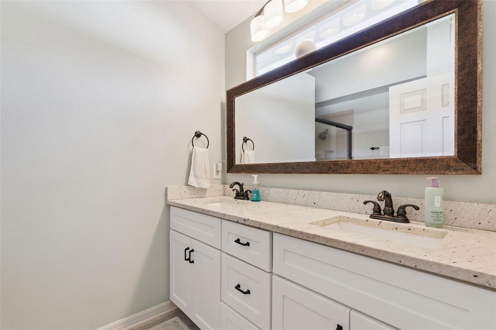 Image 25 of 63 For 271 Wescliff Drive