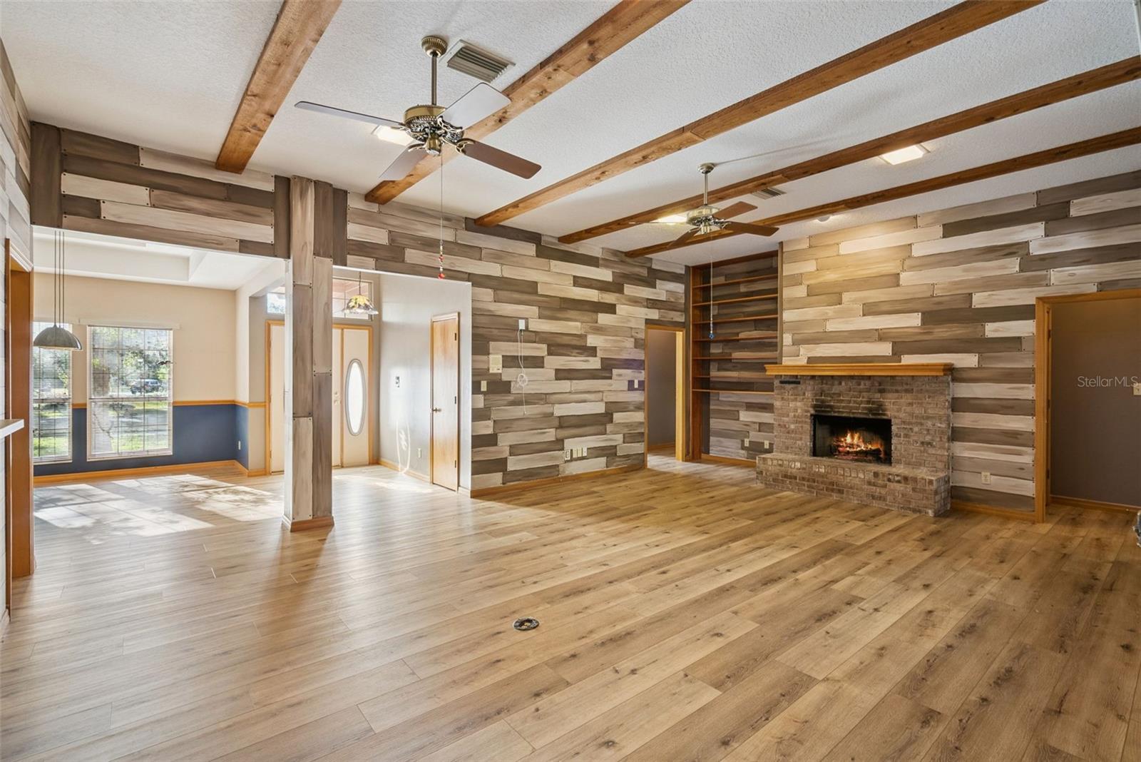 Image 7 of 36 For 1005 Lingo Circle