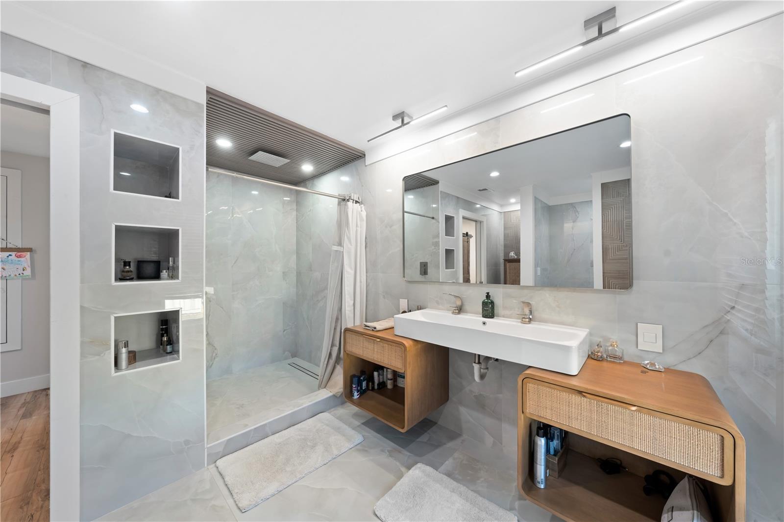 Image 12 of 30 For 4004 Rex Drive