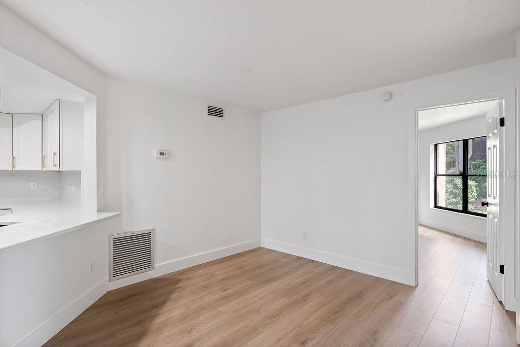 Image 19 of 47 For 1215 Salerno Court 1215