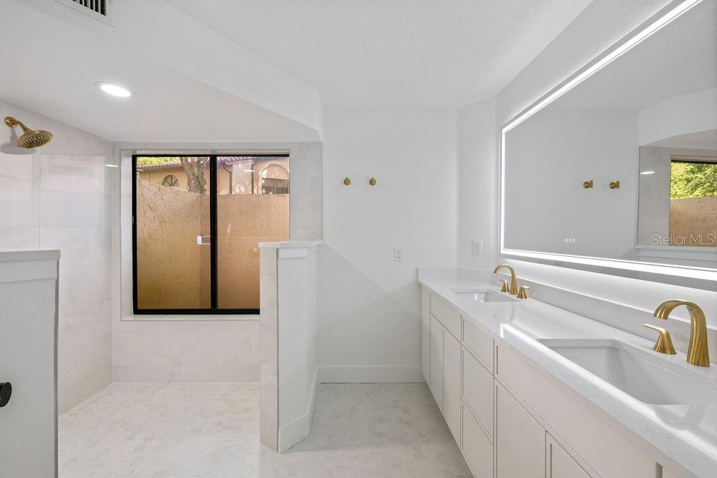 Image 25 of 47 For 1215 Salerno Court 1215