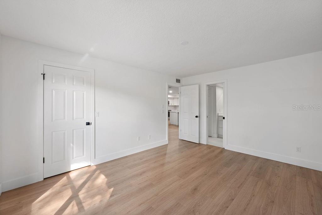 Image 32 of 47 For 1215 Salerno Court 1215