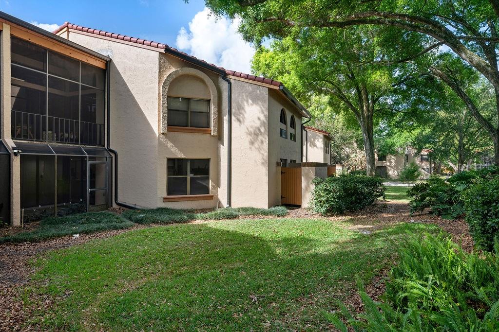 Image 36 of 47 For 1215 Salerno Court 1215