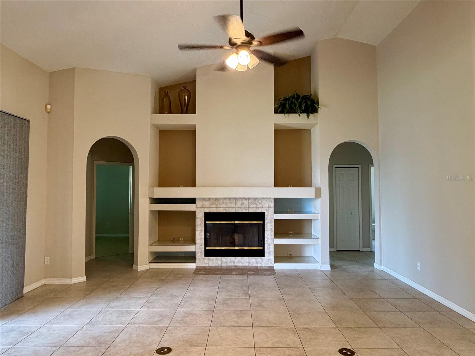 Image 14 of 53 For 10237 Facet Court