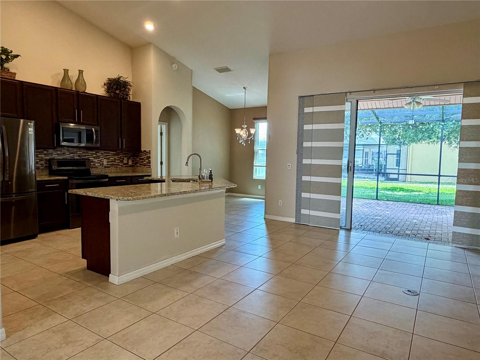 Image 15 of 53 For 10237 Facet Court