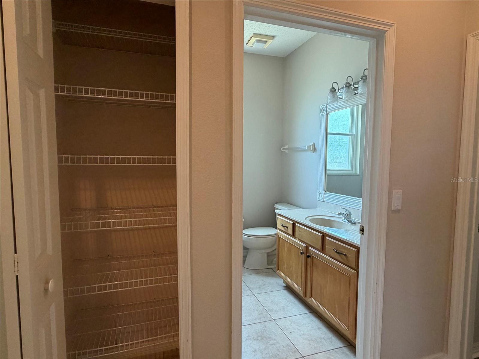 Image 32 of 53 For 10237 Facet Court