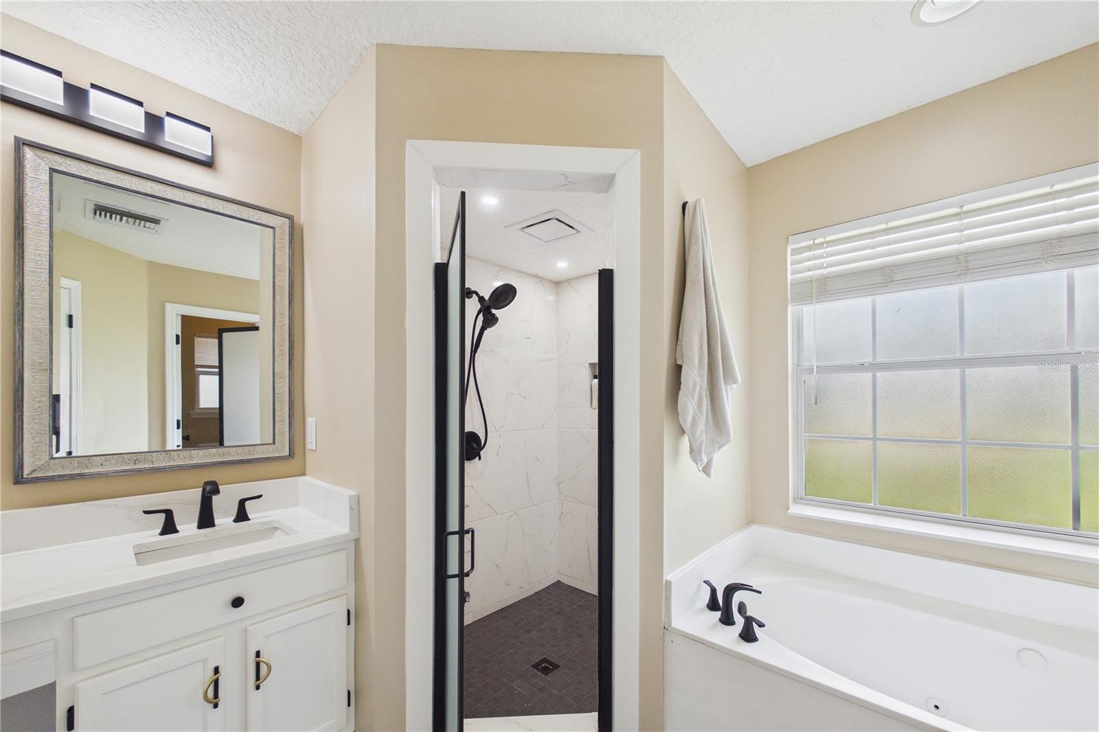 Image 26 of 65 For 2487 Winged Elm Drive E