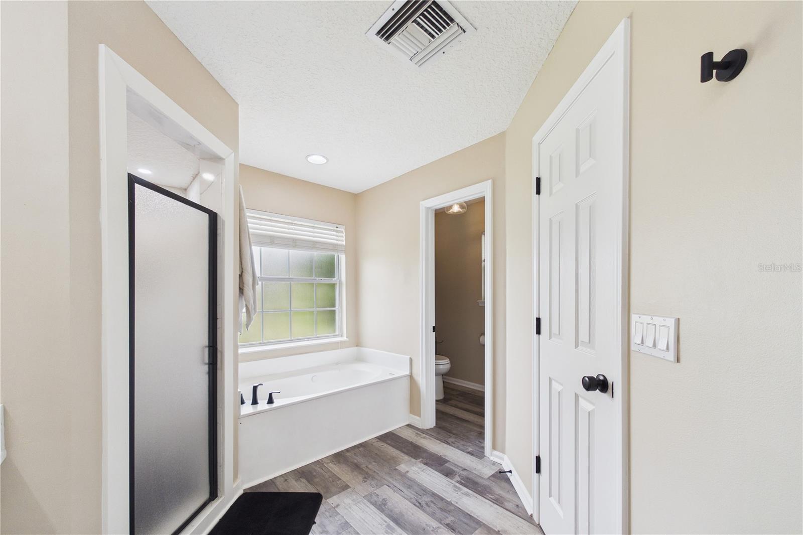 Image 28 of 65 For 2487 Winged Elm Drive E