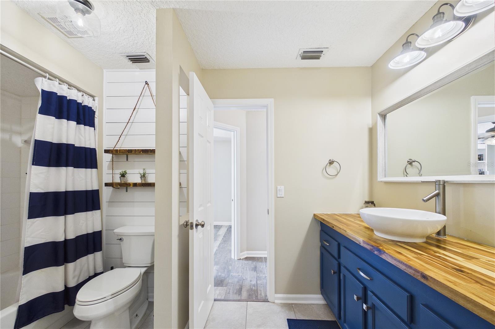 Image 35 of 65 For 2487 Winged Elm Drive E