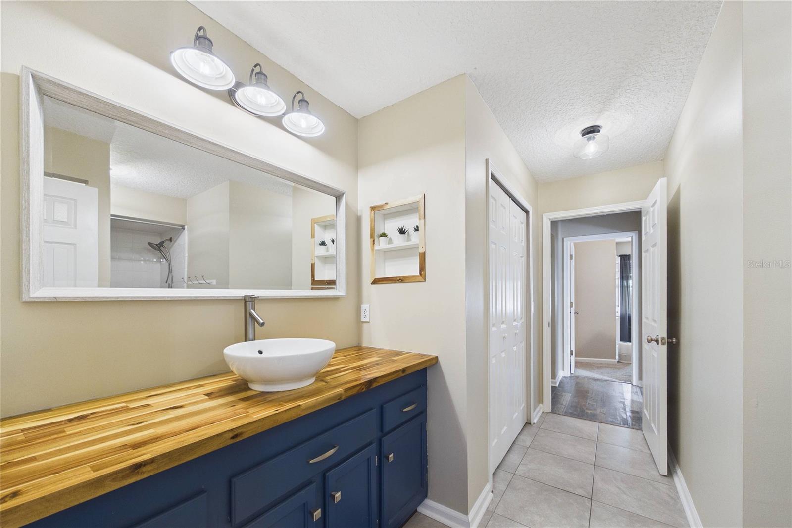 Image 36 of 65 For 2487 Winged Elm Drive E