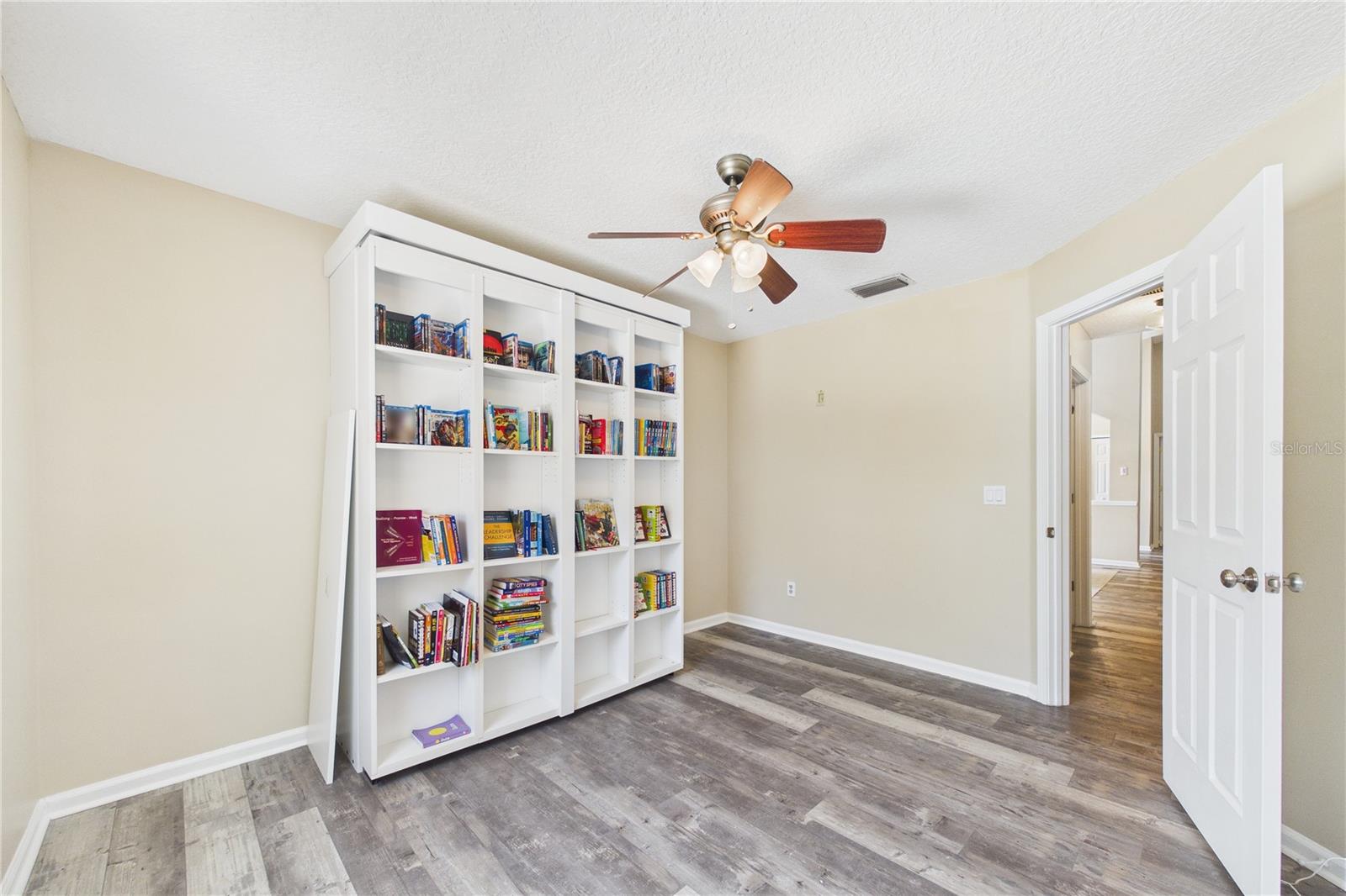 Image 38 of 65 For 2487 Winged Elm Drive E