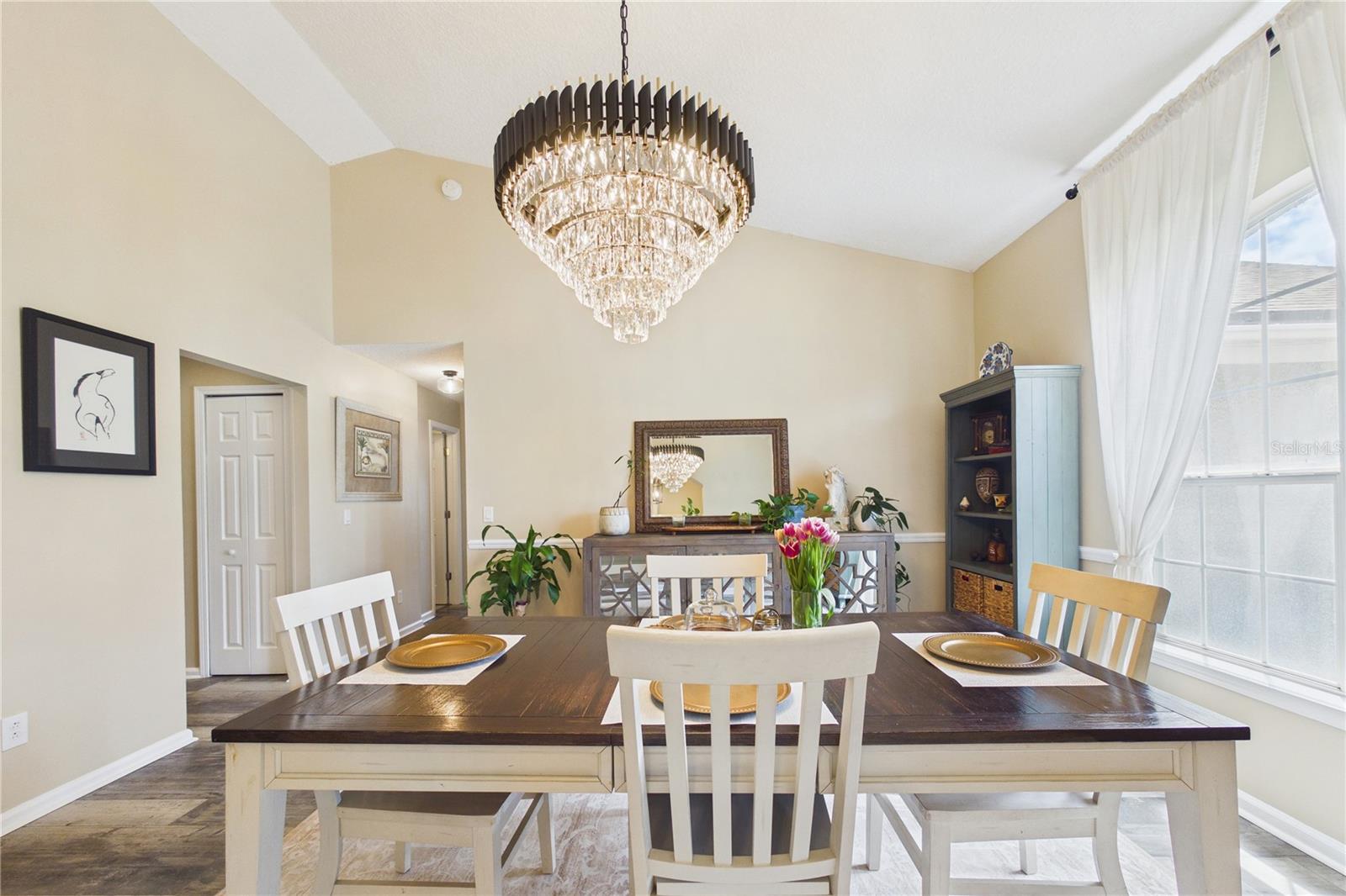 Image 6 of 65 For 2487 Winged Elm Drive E