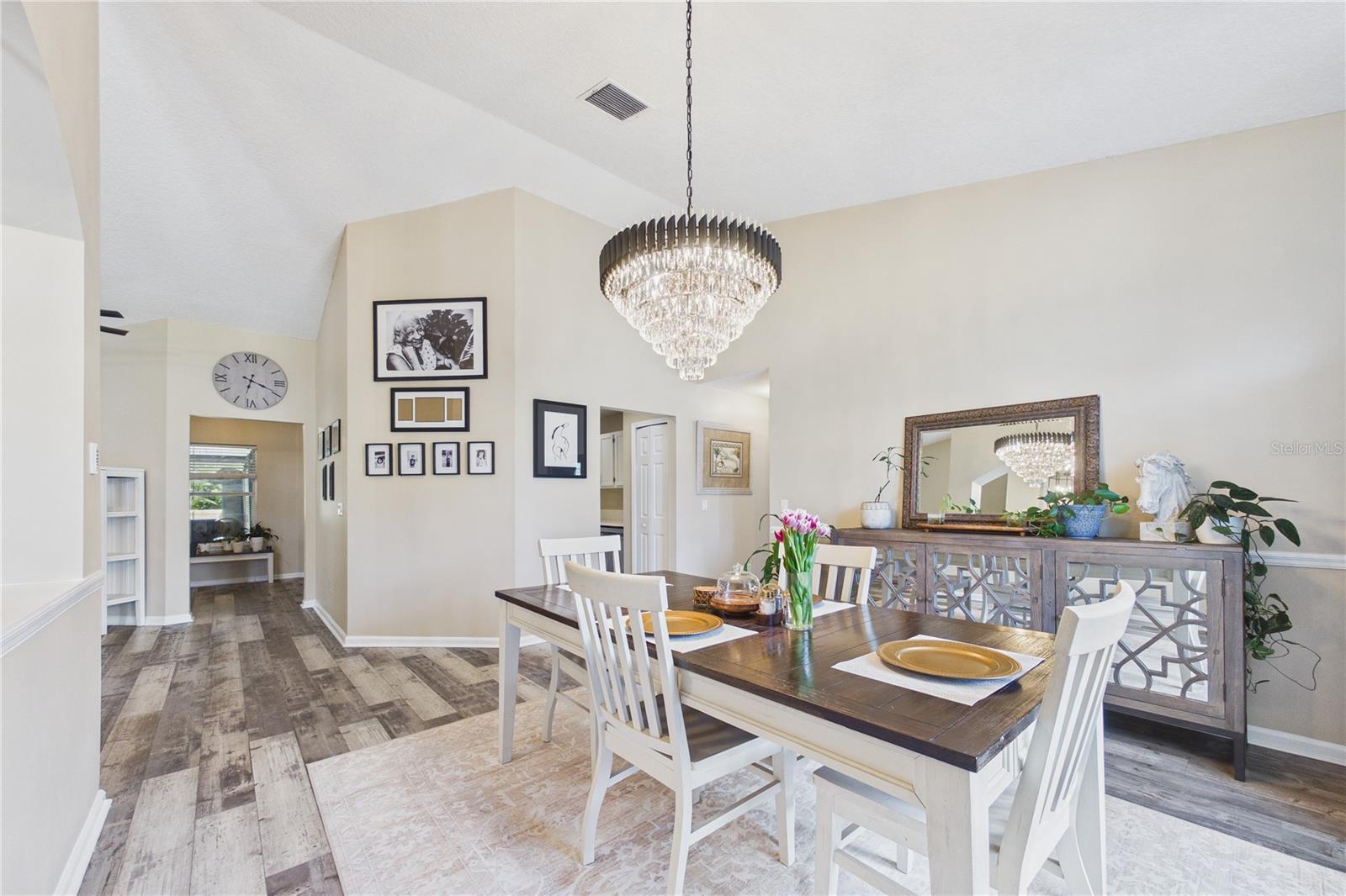 Image 8 of 65 For 2487 Winged Elm Drive E