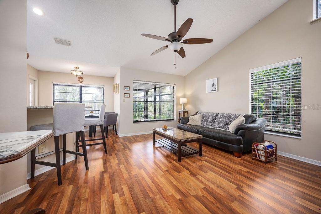 Image 10 of 46 For 8701 Rose Pointe Court