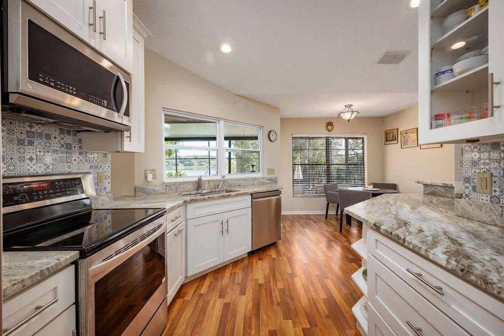 Image 14 of 46 For 8701 Rose Pointe Court