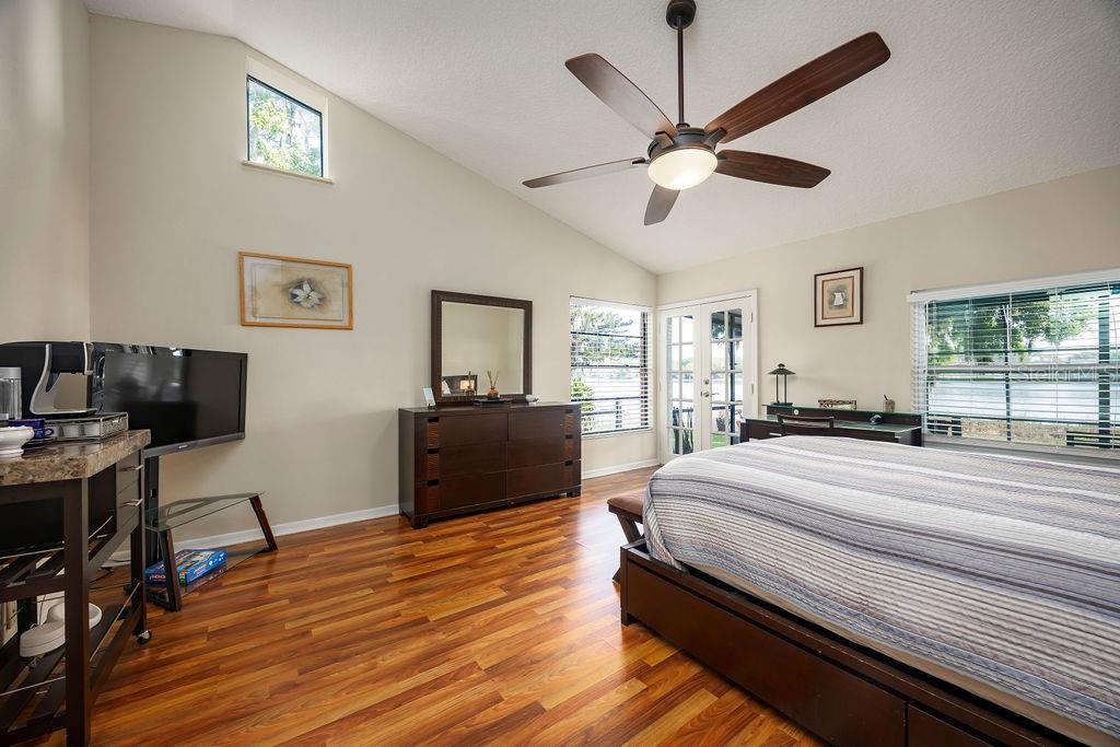 Image 19 of 46 For 8701 Rose Pointe Court