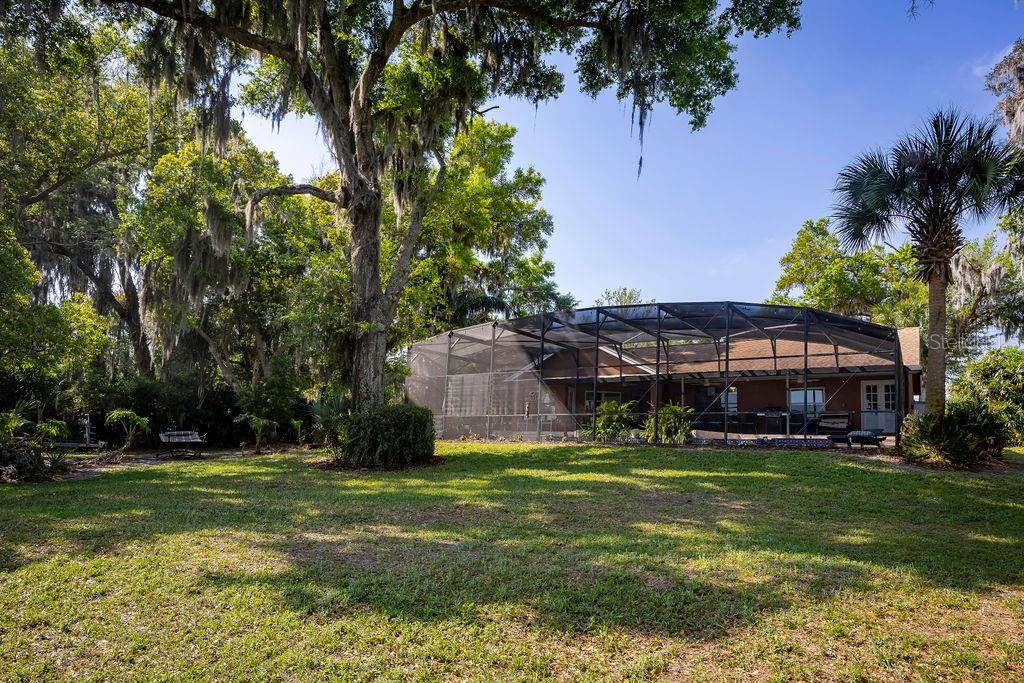 Image 39 of 46 For 8701 Rose Pointe Court