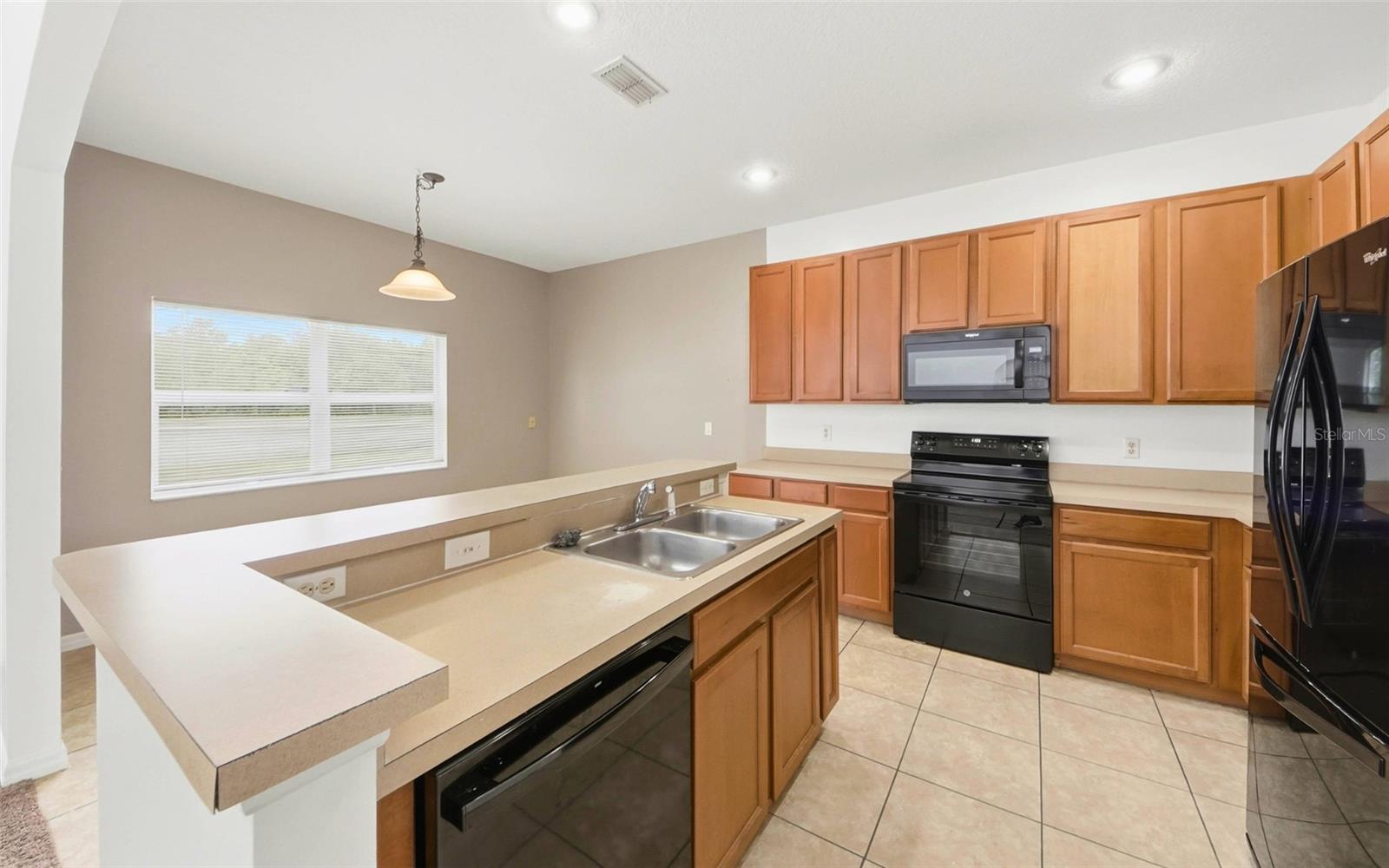 Image 16 of 41 For 2838 Sweetspire Circle