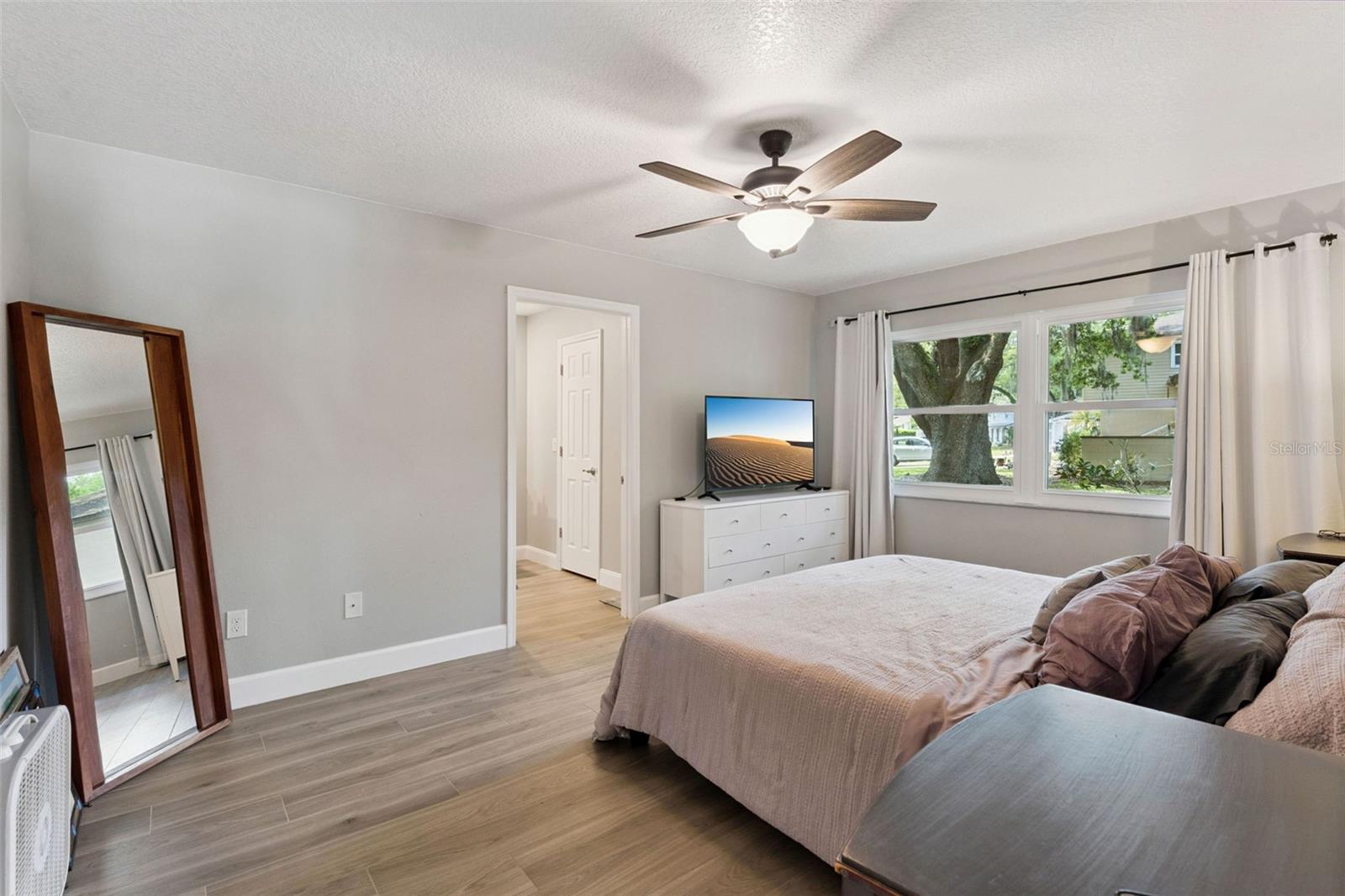 Image 15 of 51 For 621 Little Wekiva Road