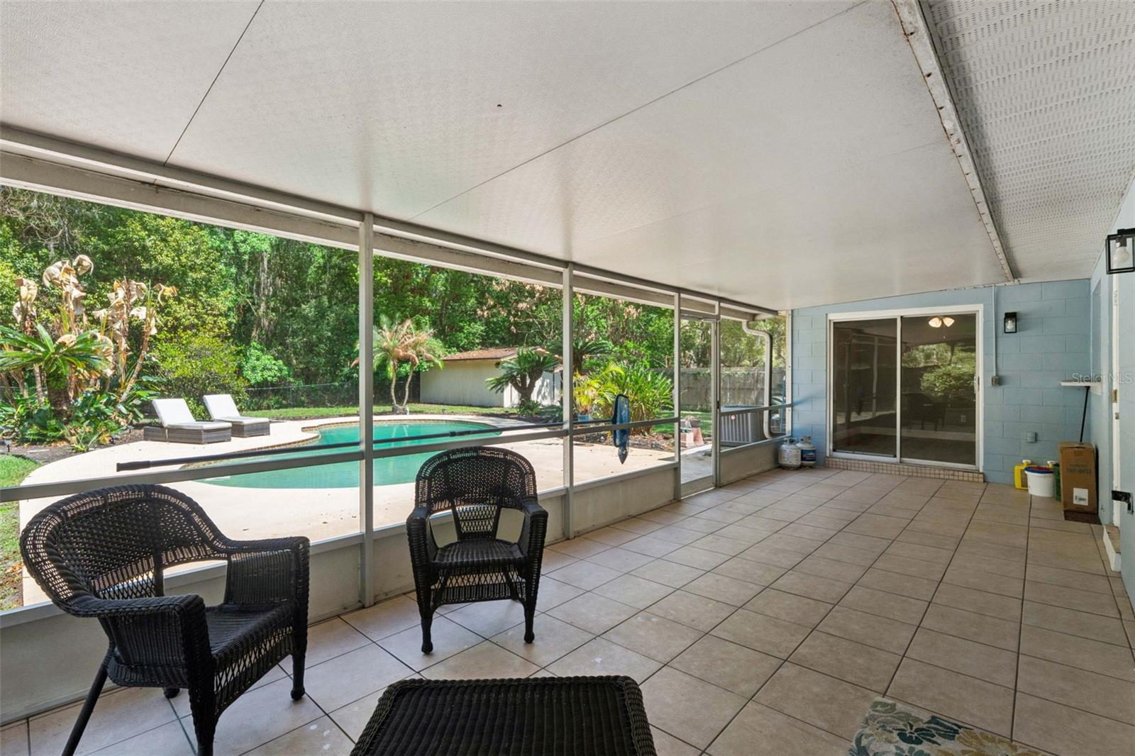 Image 28 of 51 For 621 Little Wekiva Road