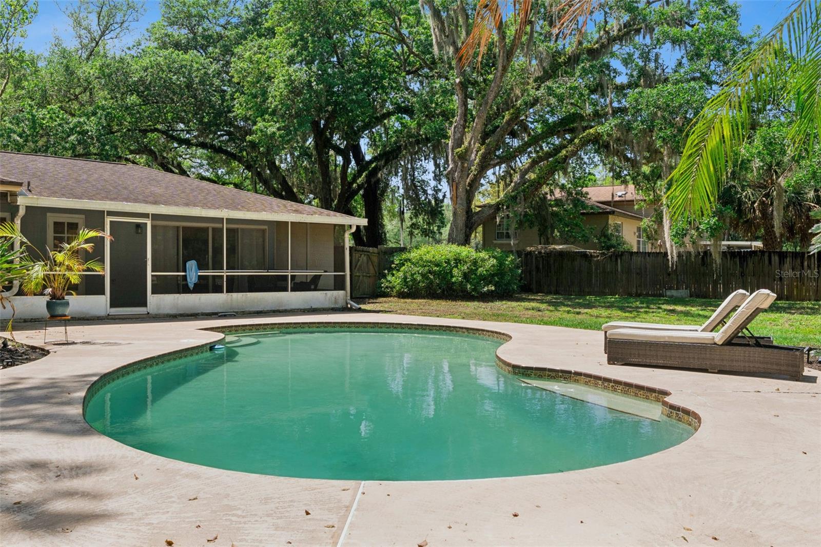 Image 30 of 51 For 621 Little Wekiva Road