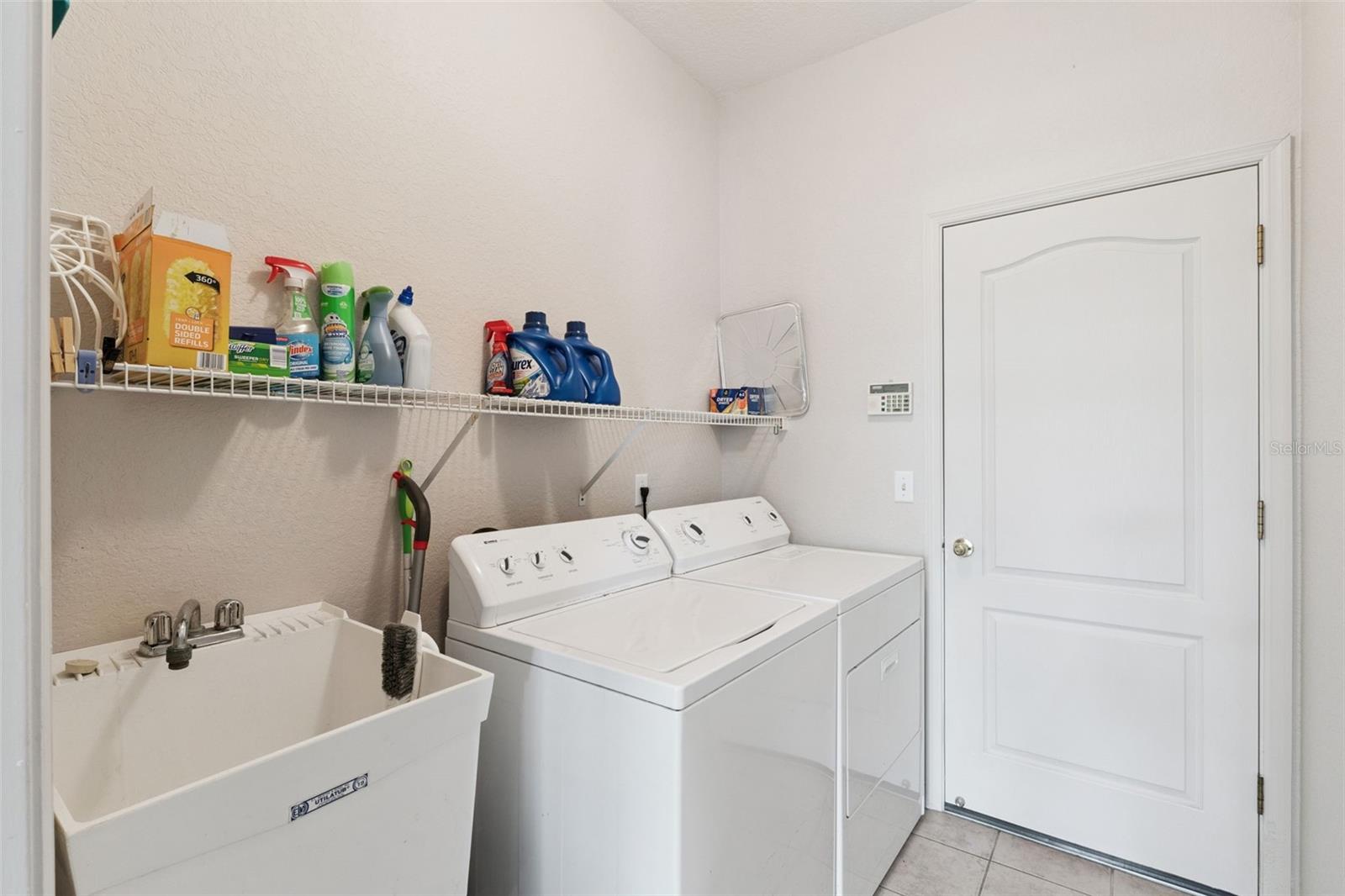 Image 37 of 38 For 369 Mohave Terrace