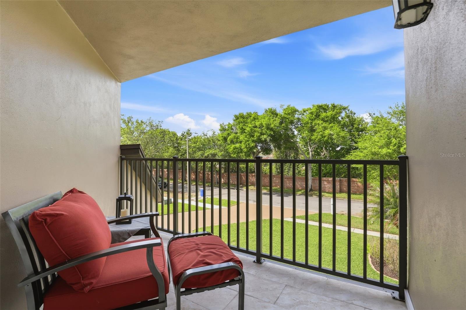 Image 29 of 47 For 381 Prairie Lake Cove