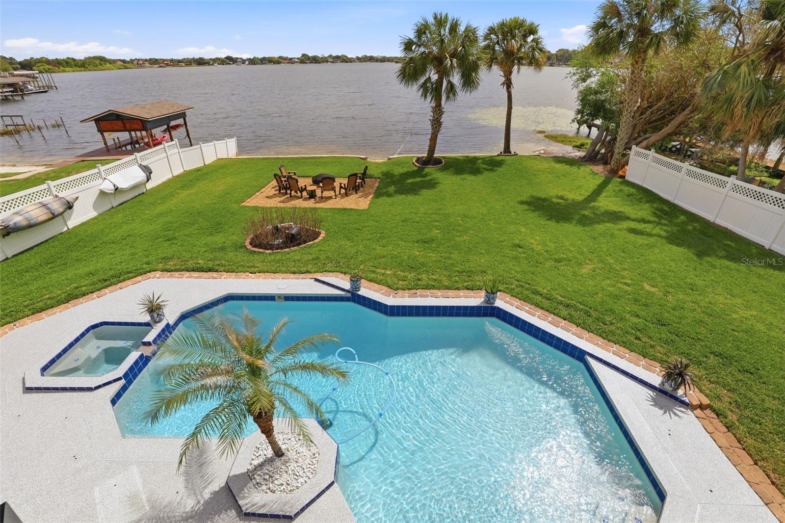 Image 35 of 47 For 381 Prairie Lake Cove