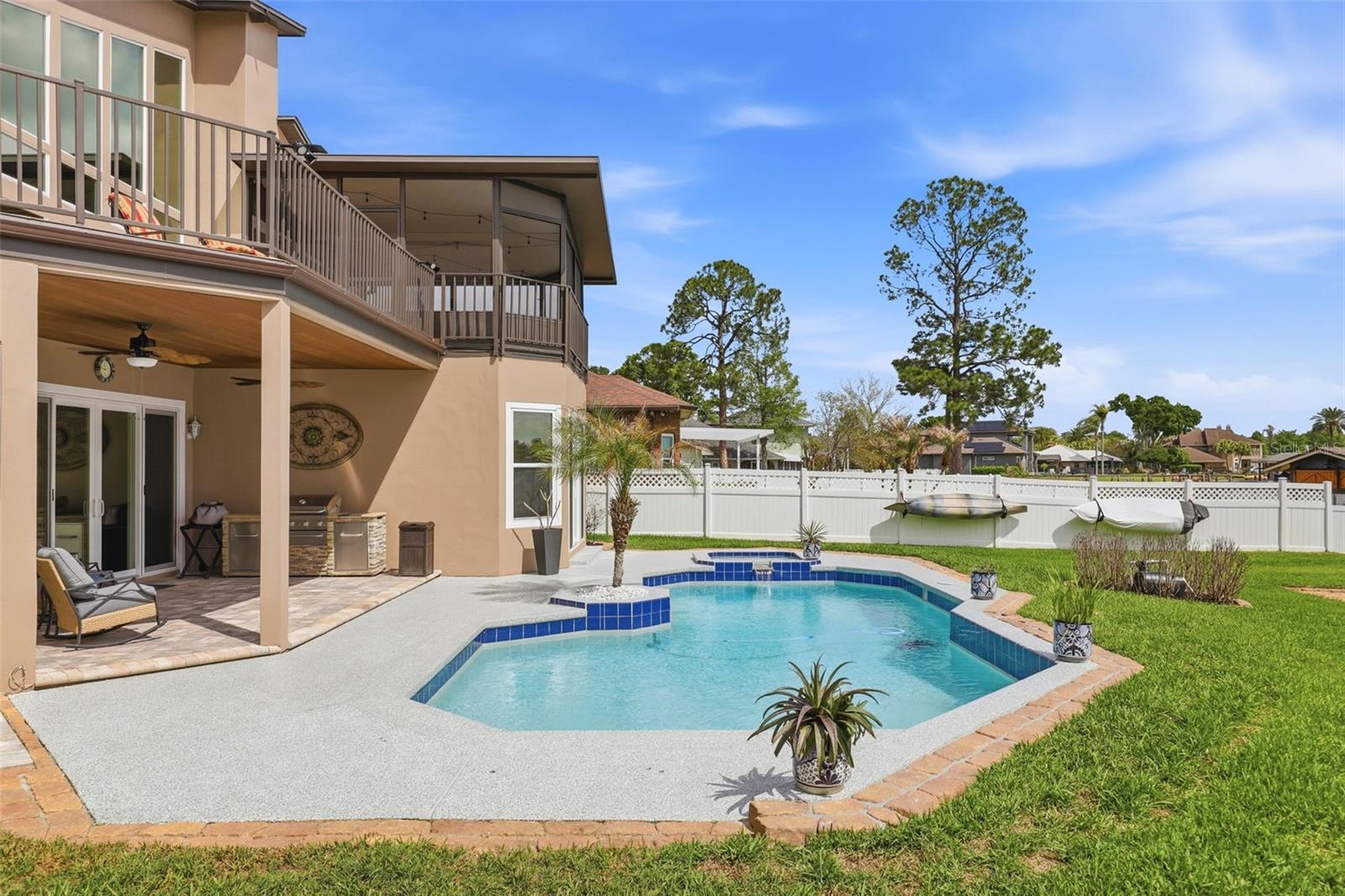 Image 40 of 47 For 381 Prairie Lake Cove