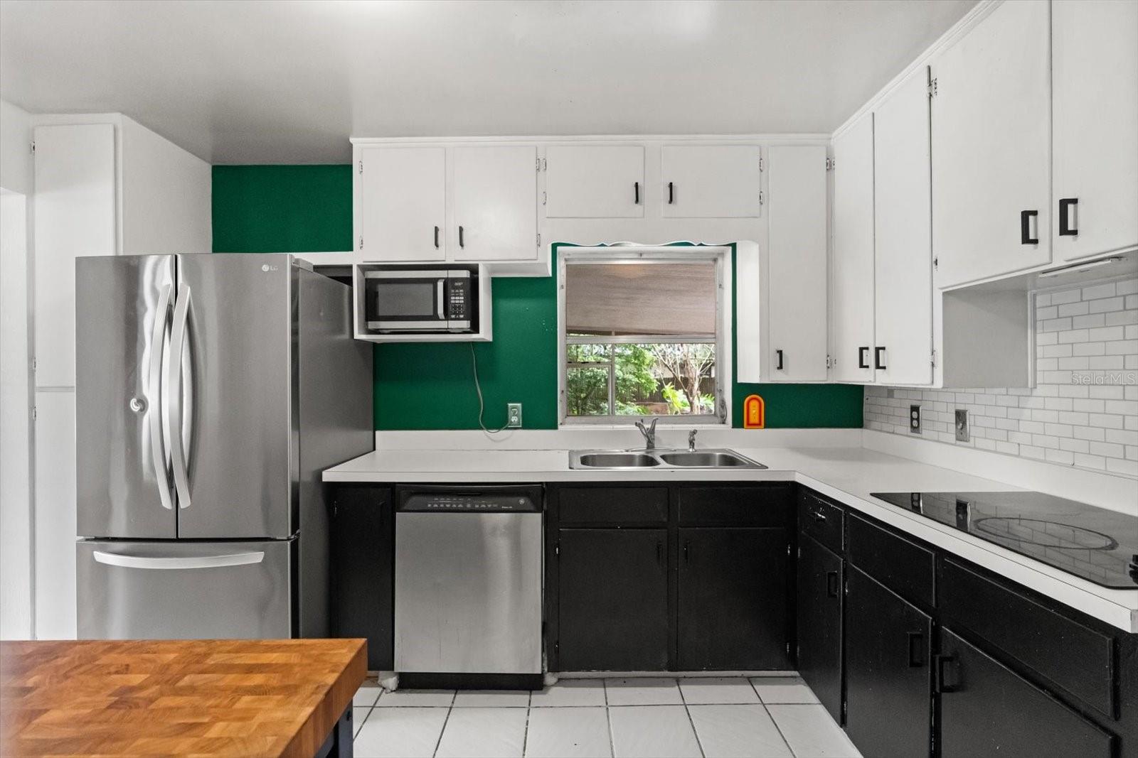 Image 7 of 18 For 361 Hickory Drive