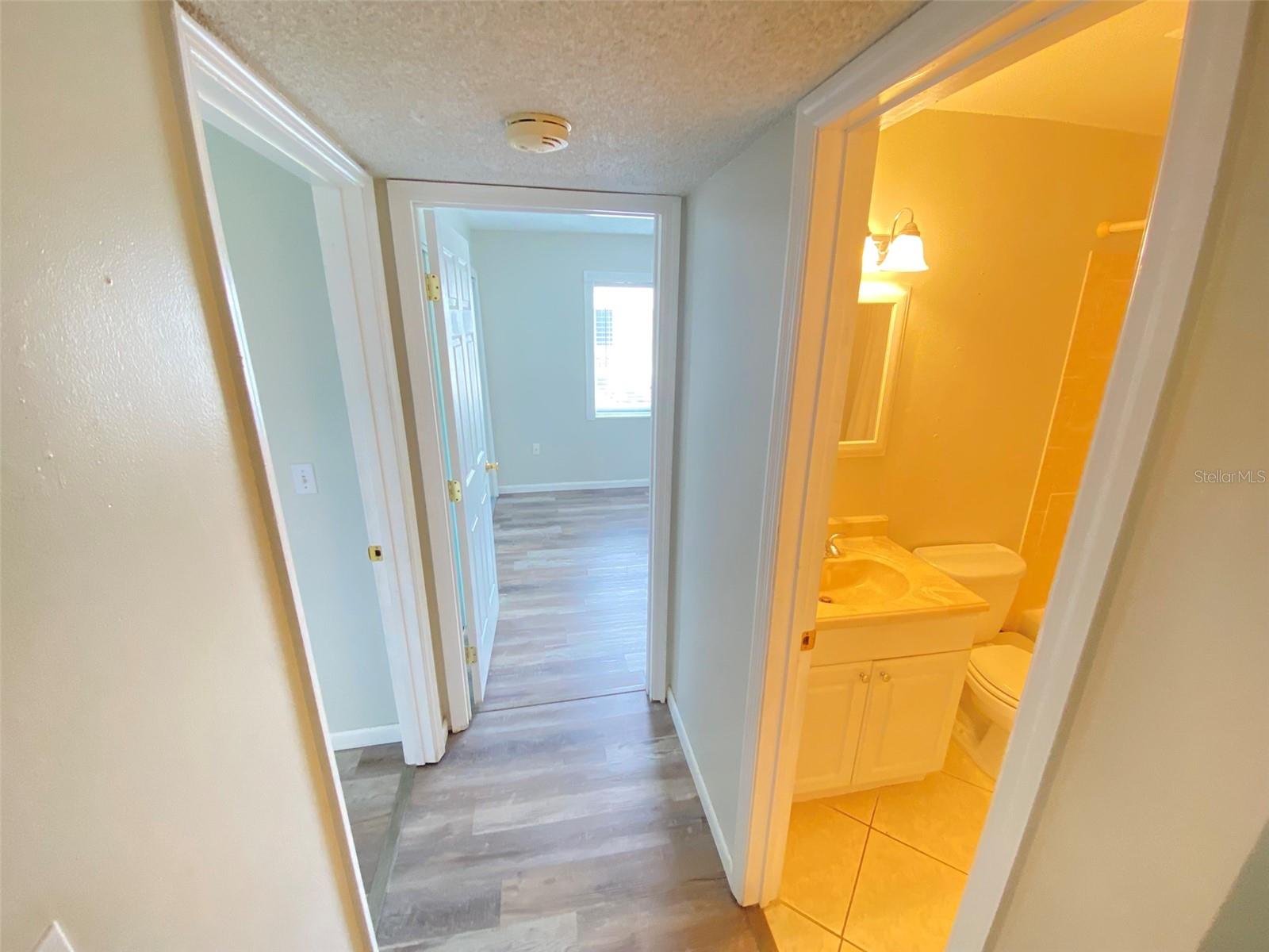 Image 13 of 21 For 525 Conway Road 154