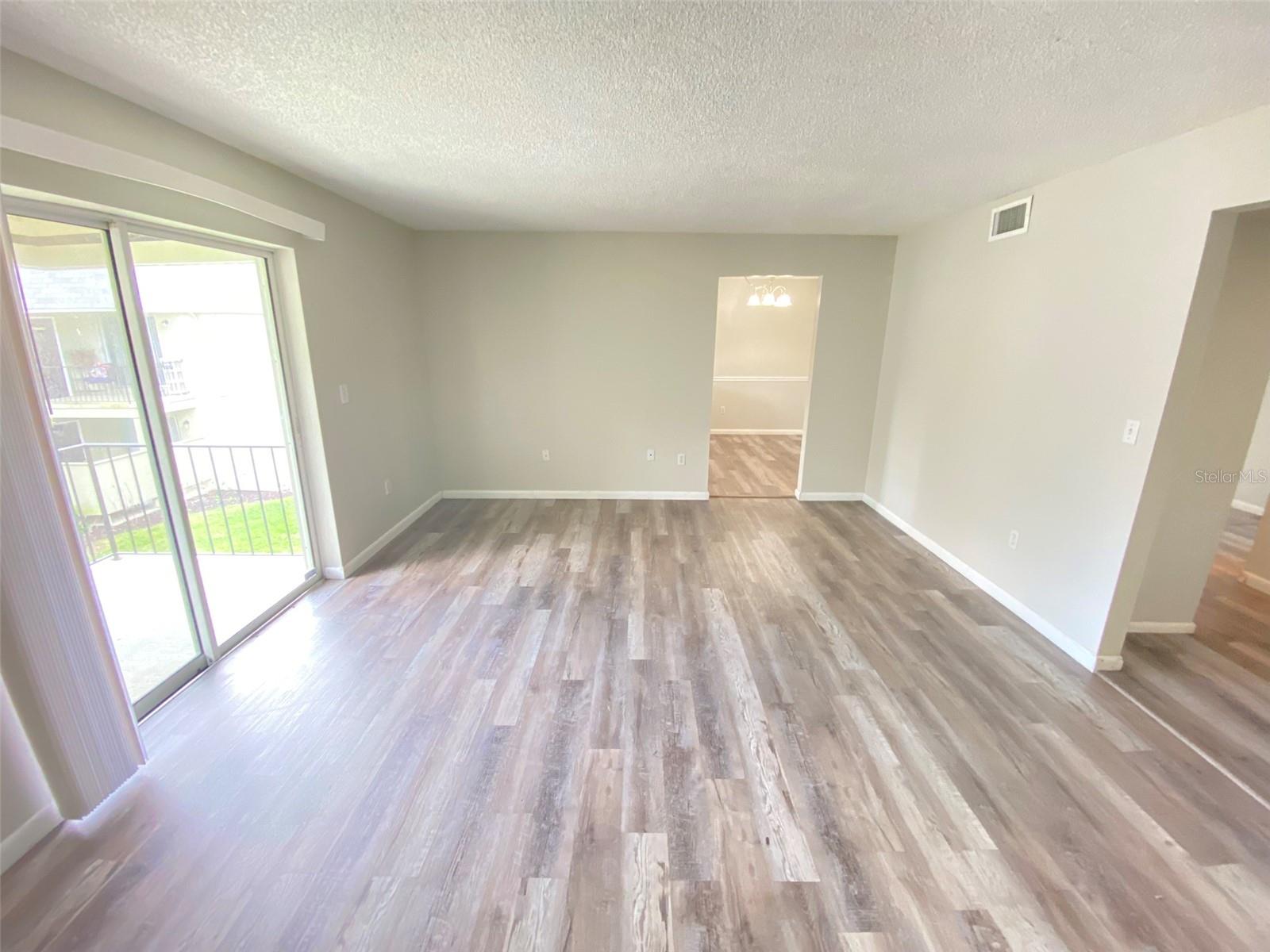 Image 6 of 21 For 525 Conway Road 154