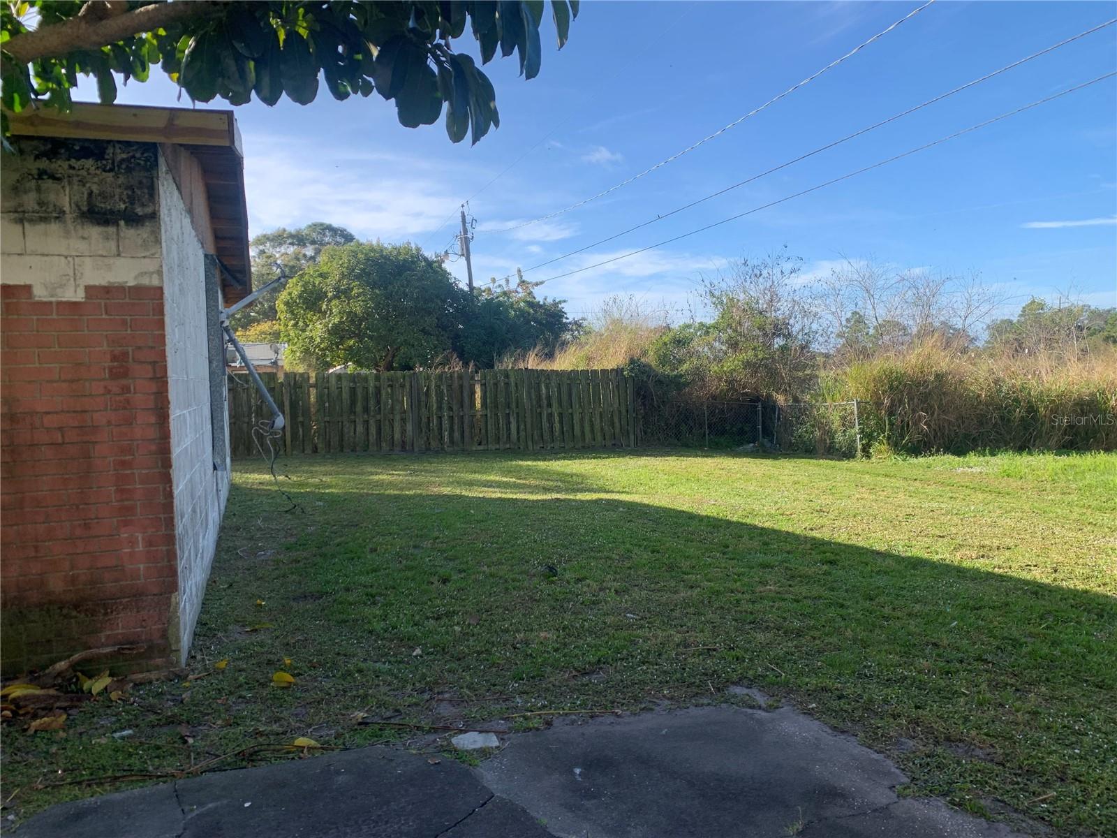 Image 2 of 3 For 3510 Applin Way