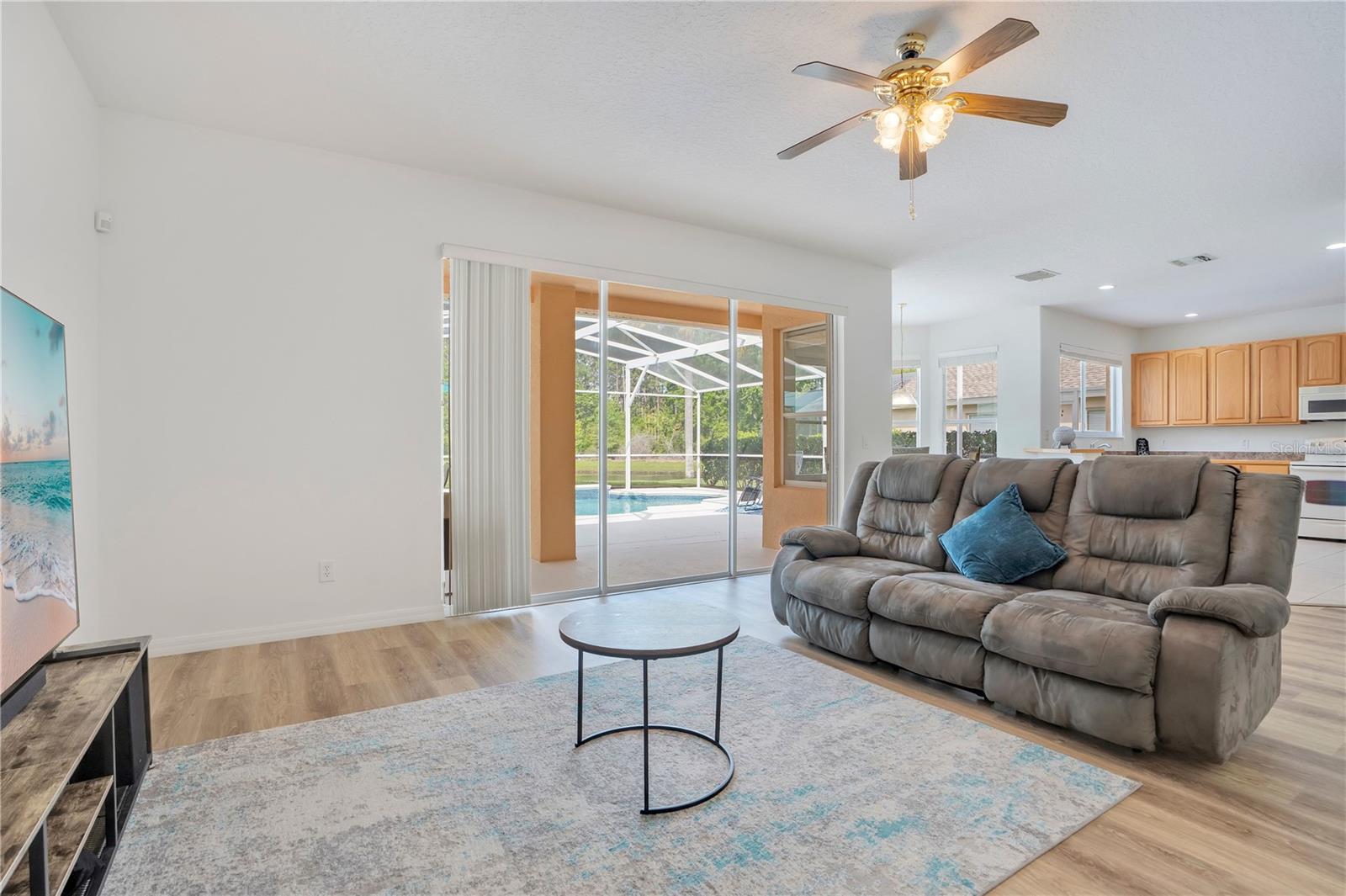 Image 3 of 41 For 9149 Pecky Cypress Way