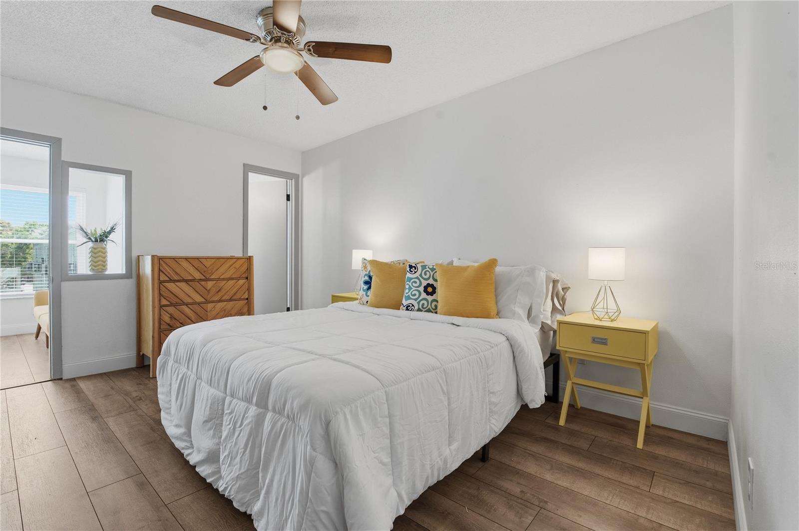 Image 15 of 29 For 2257 World Parkway Boulevard W 61