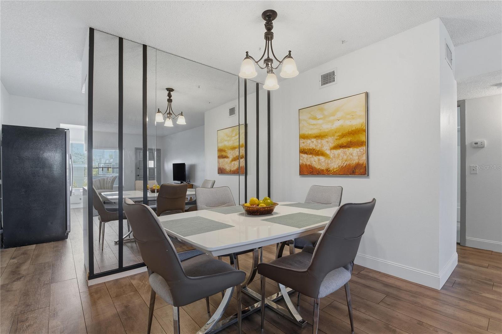 Image 7 of 29 For 2257 World Parkway Boulevard W 61