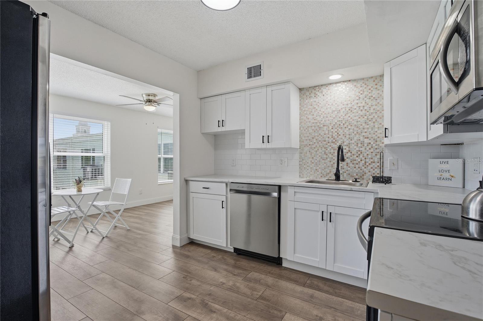 Image 8 of 29 For 2257 World Parkway Boulevard W 61