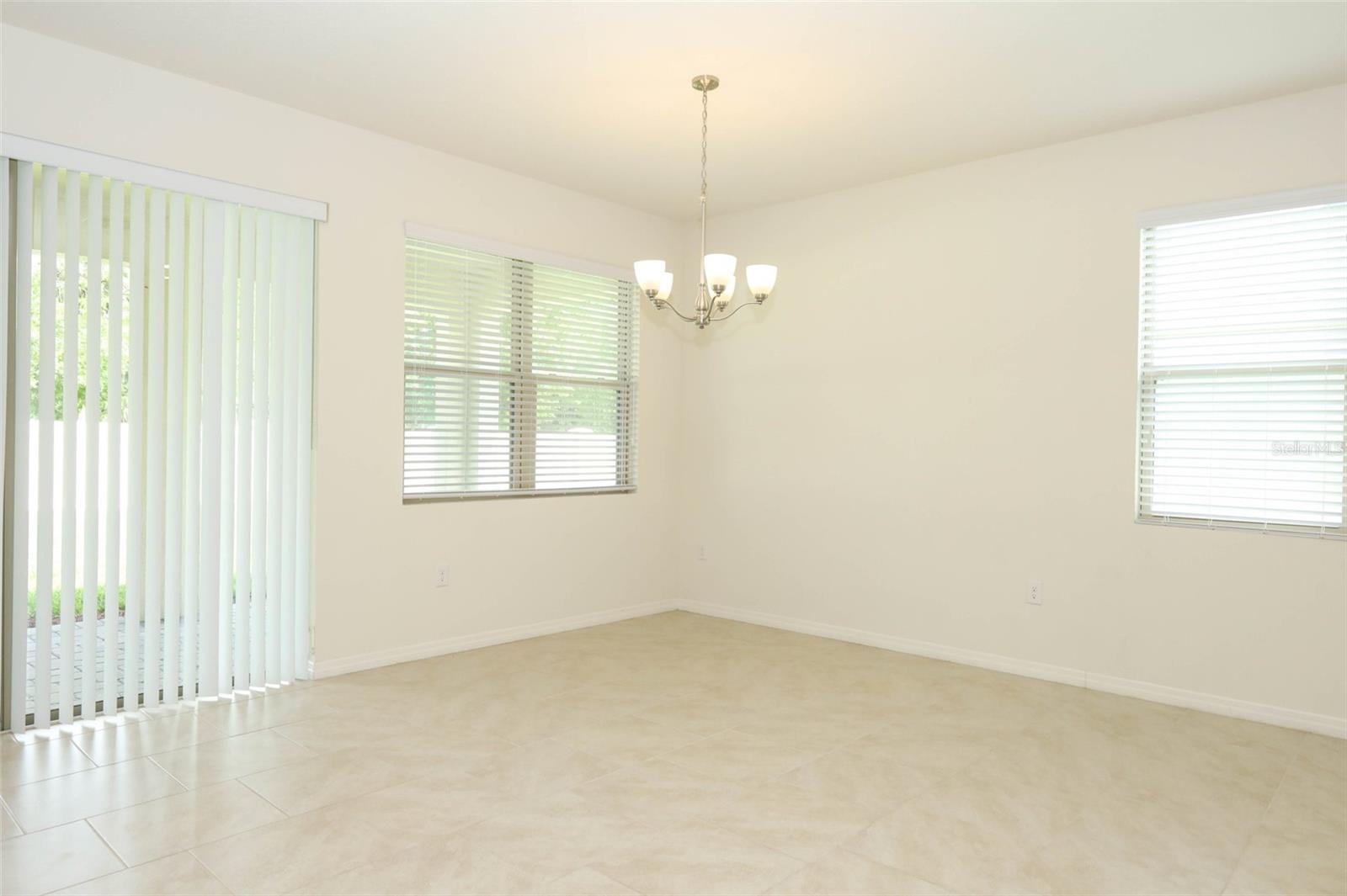 Image 7 of 60 For 3074 New Ashford Way