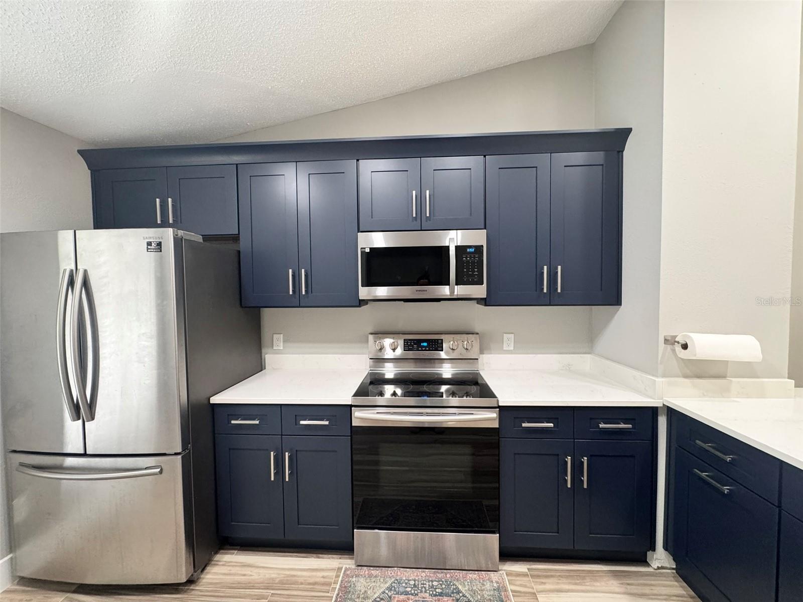 Image 11 of 24 For 13903 Timberland Drive 204