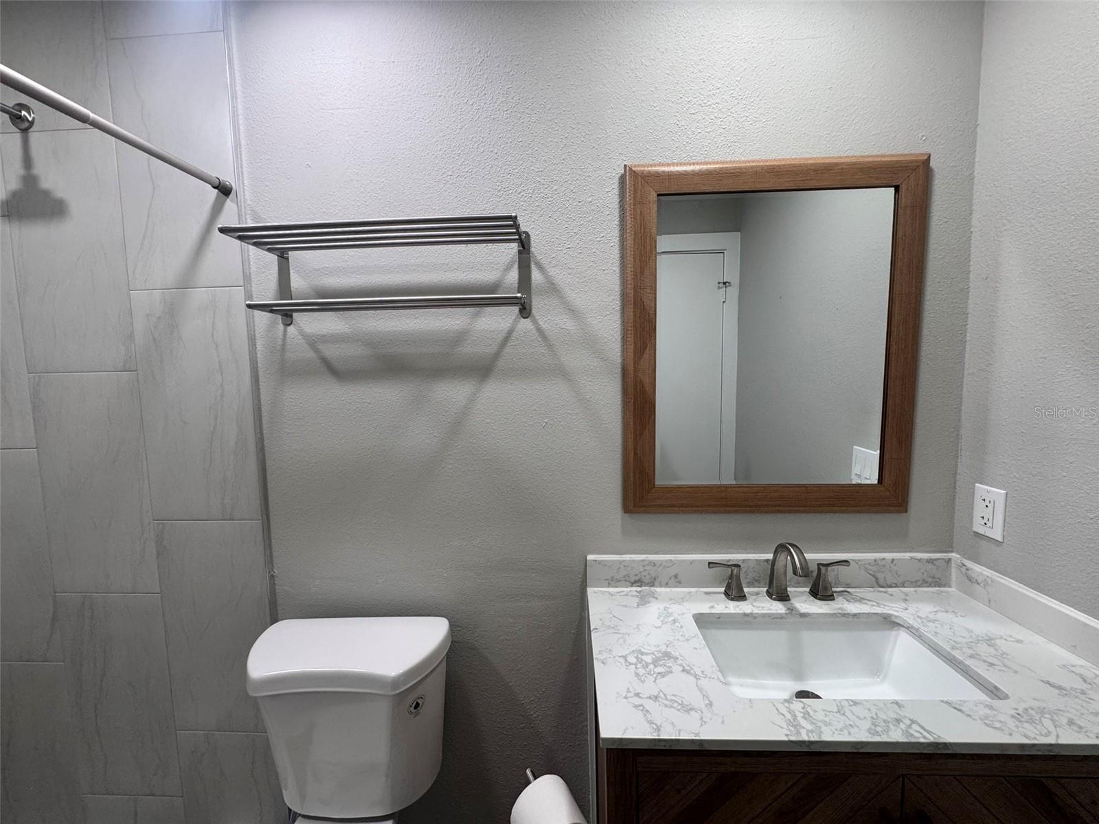 Image 16 of 24 For 13903 Timberland Drive 204