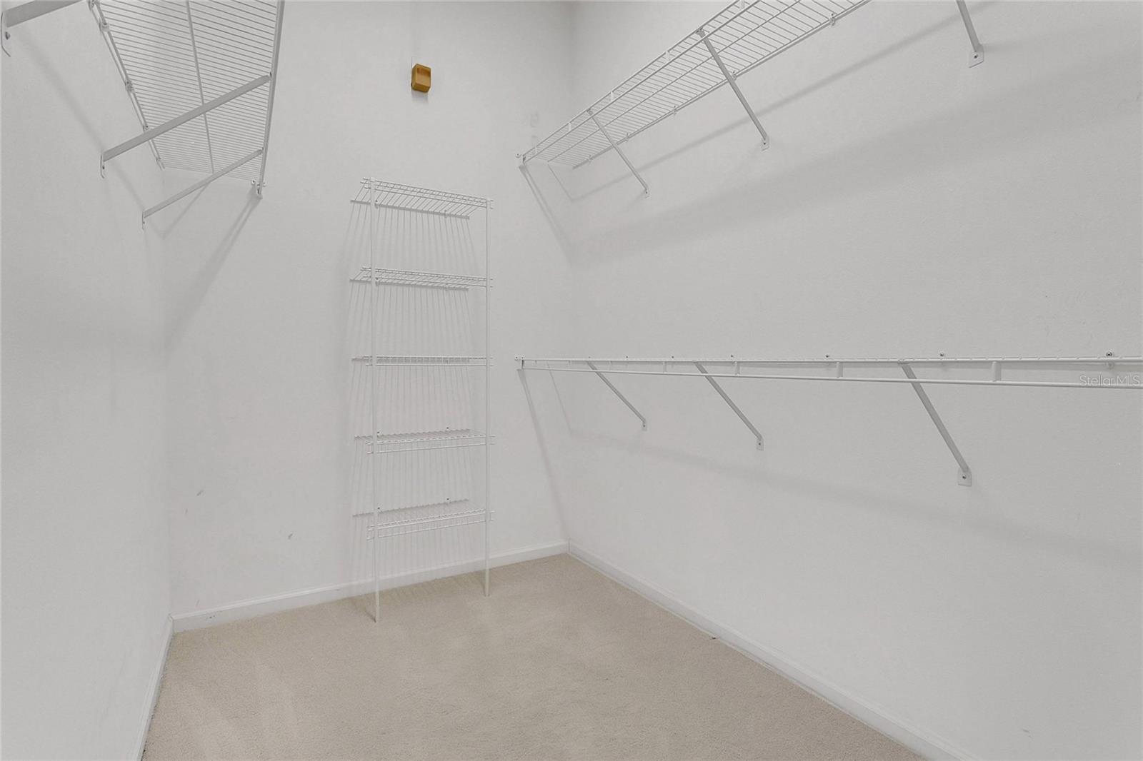 Image 18 of 37 For 3433 Clear Stream Drive