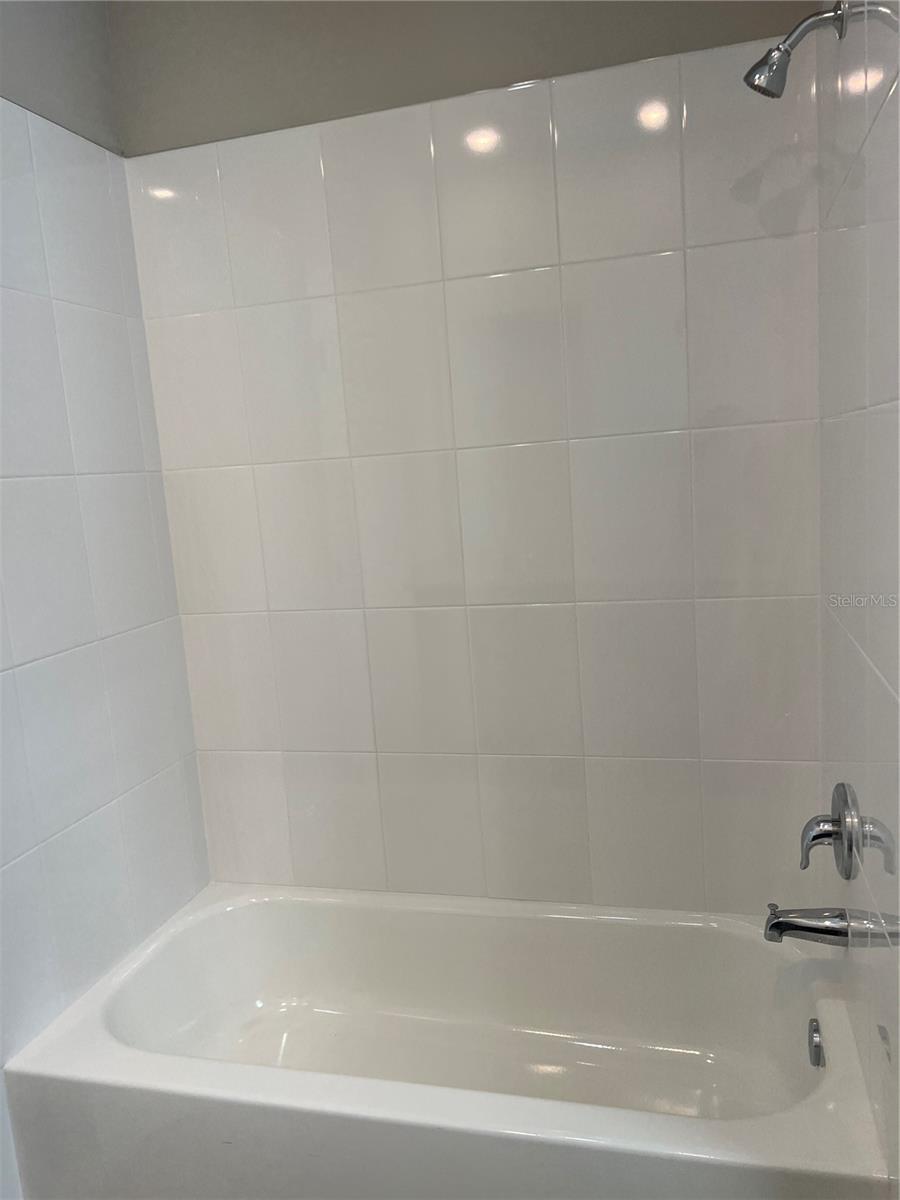 Image 33 of 94 For 2321 Mystic Maze Lane