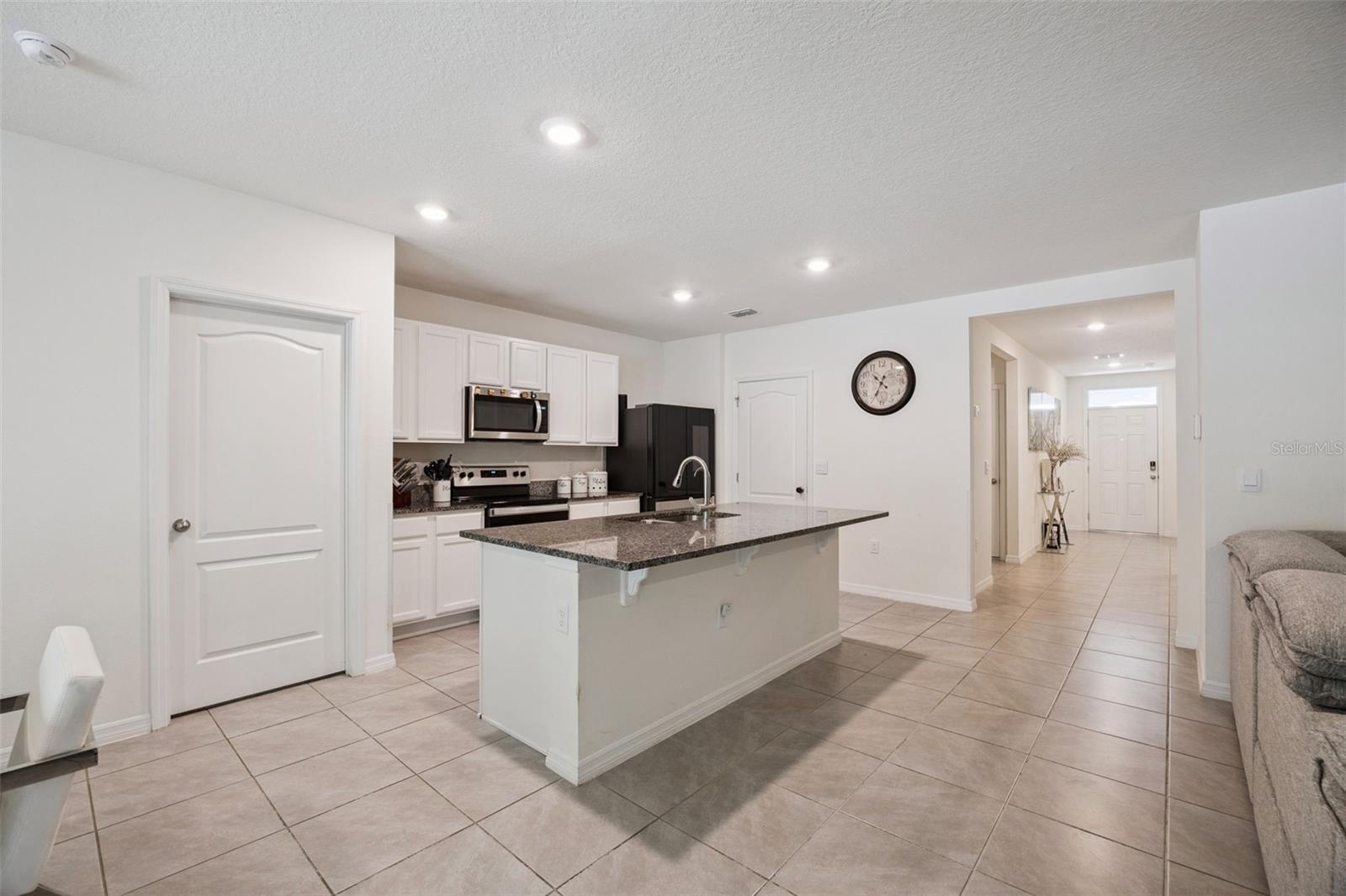 Image 14 of 50 For 1048 Brooklet Drive