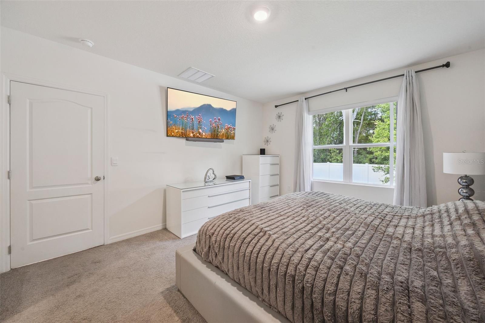 Image 19 of 50 For 1048 Brooklet Drive