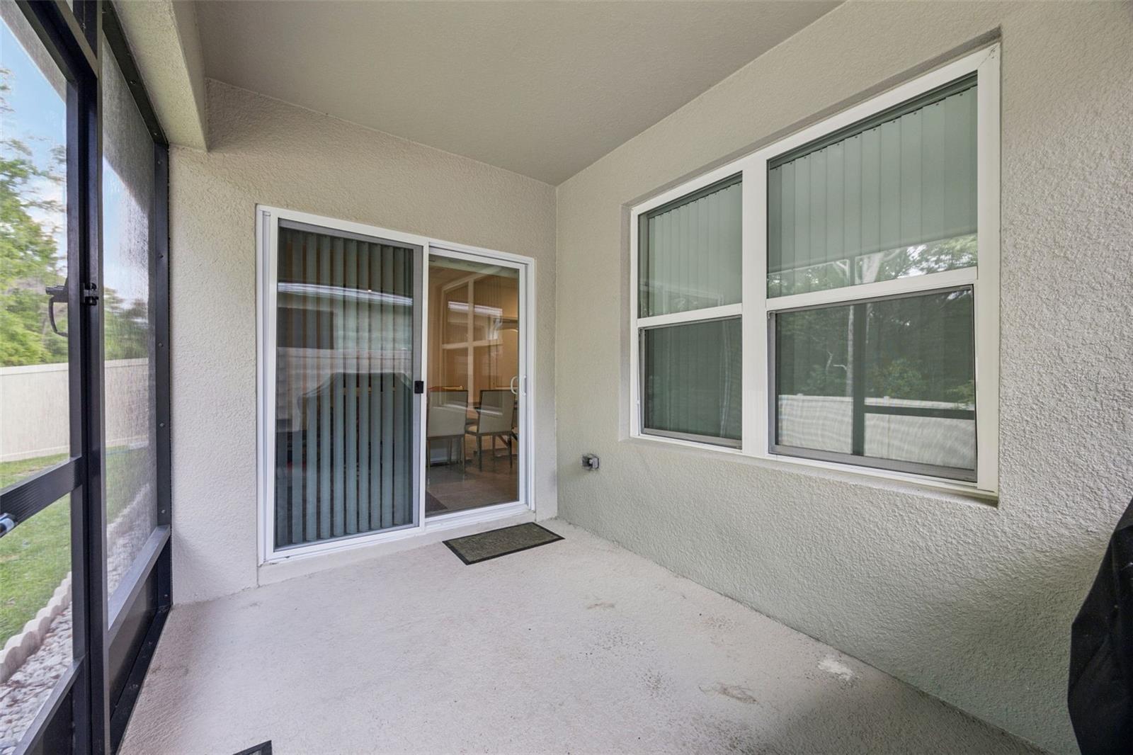 Image 25 of 50 For 1048 Brooklet Drive