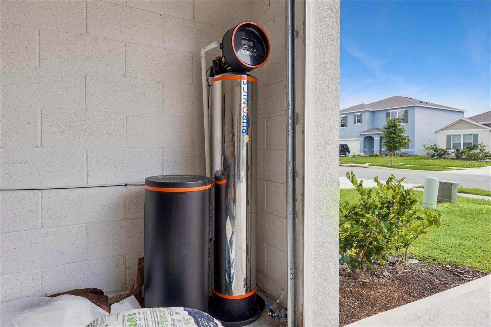 Image 30 of 50 For 1048 Brooklet Drive